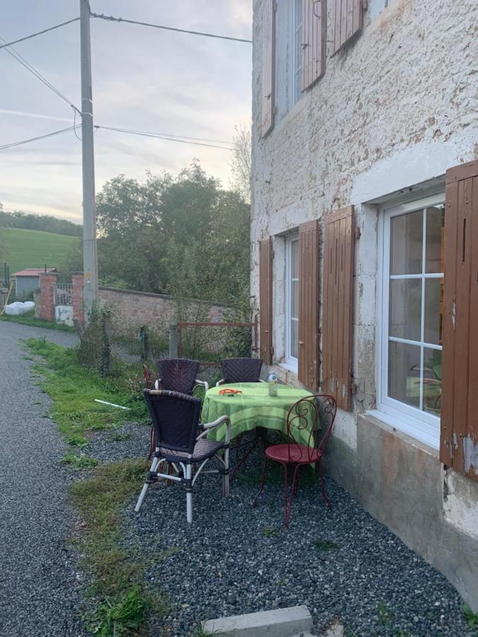Villa Busset Liages situé dans le Bourbonnais jusqu’à 6 personnes Exterior foto